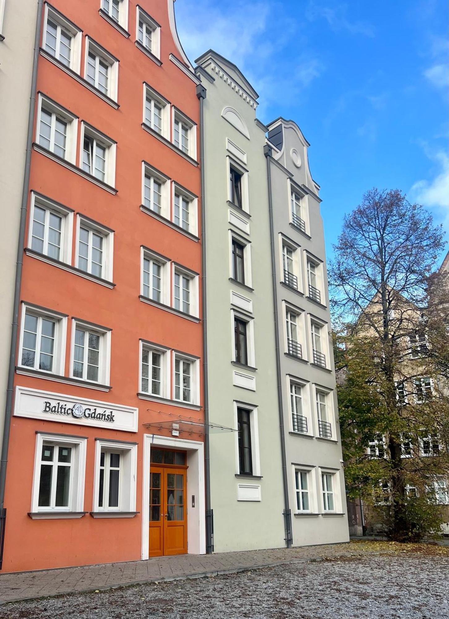 Baltic Gdansk Old Town Aparthotel Exterior photo
