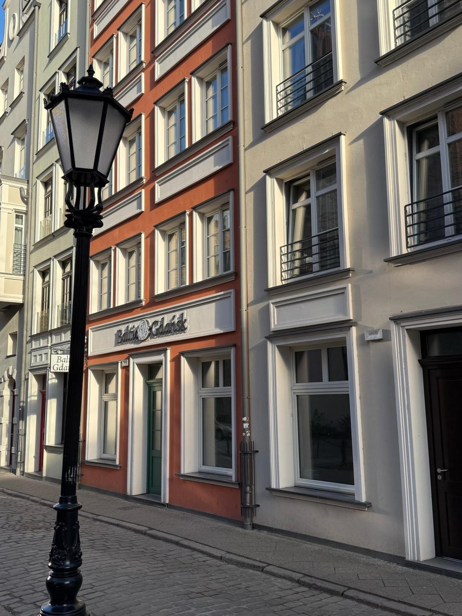 Baltic Gdansk Old Town Aparthotel Exterior photo